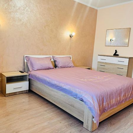 Apartaments Sichovyh Strilciv 68A Ivano-Frankivsk Exterior photo