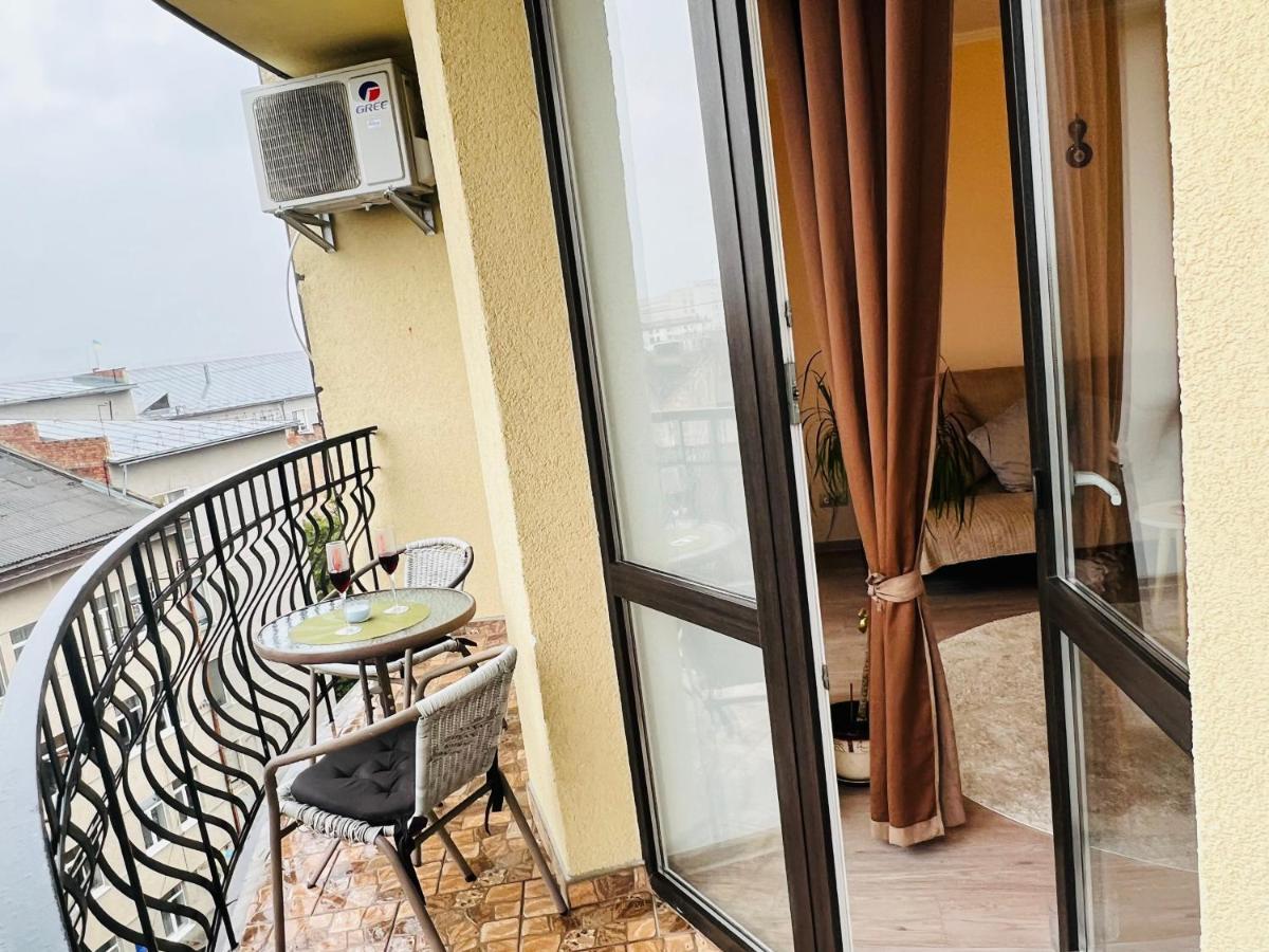 Apartaments Sichovyh Strilciv 68A Ivano-Frankivsk Exterior photo
