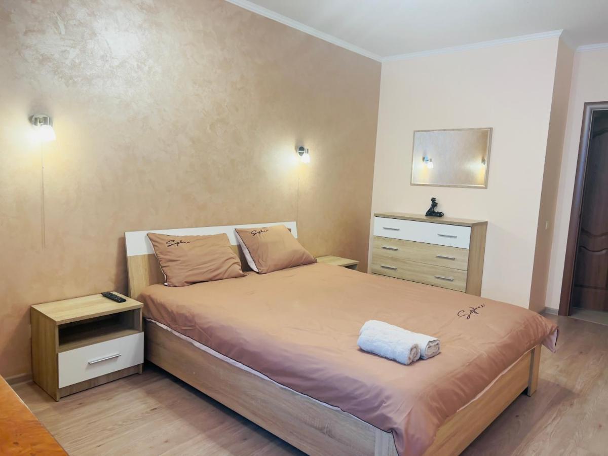 Apartaments Sichovyh Strilciv 68A Ivano-Frankivsk Exterior photo